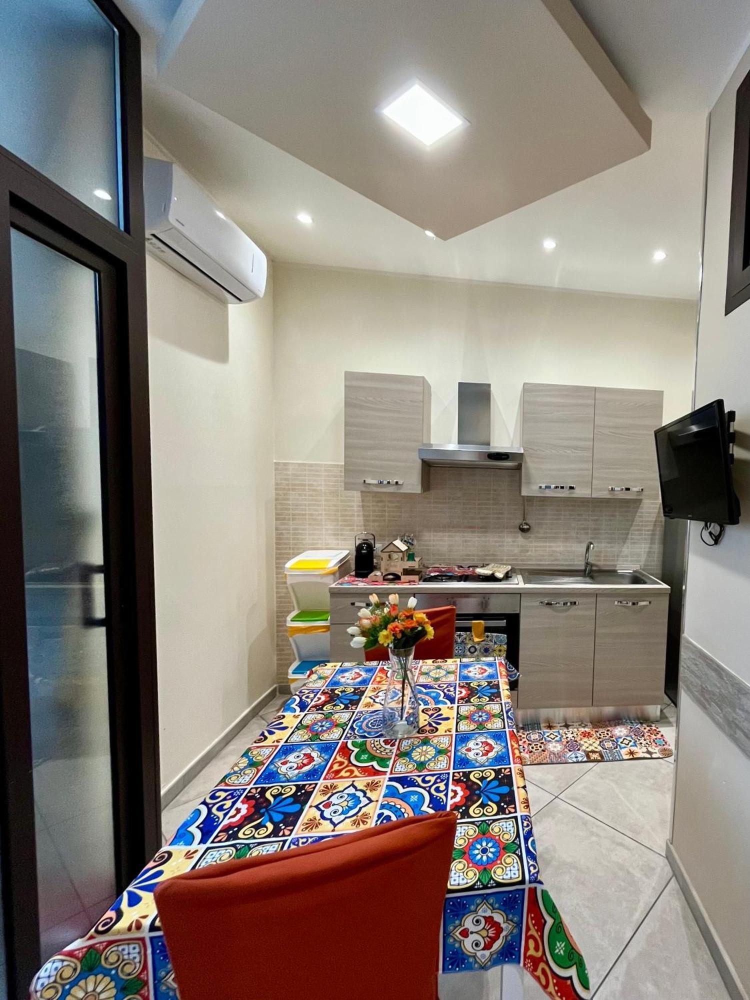 Casa Ferdinandea Appartement Catánia Buitenkant foto