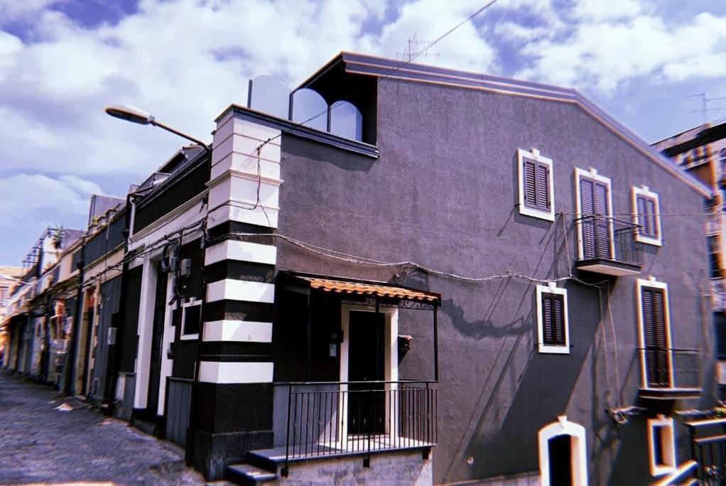 Casa Ferdinandea Appartement Catánia Buitenkant foto