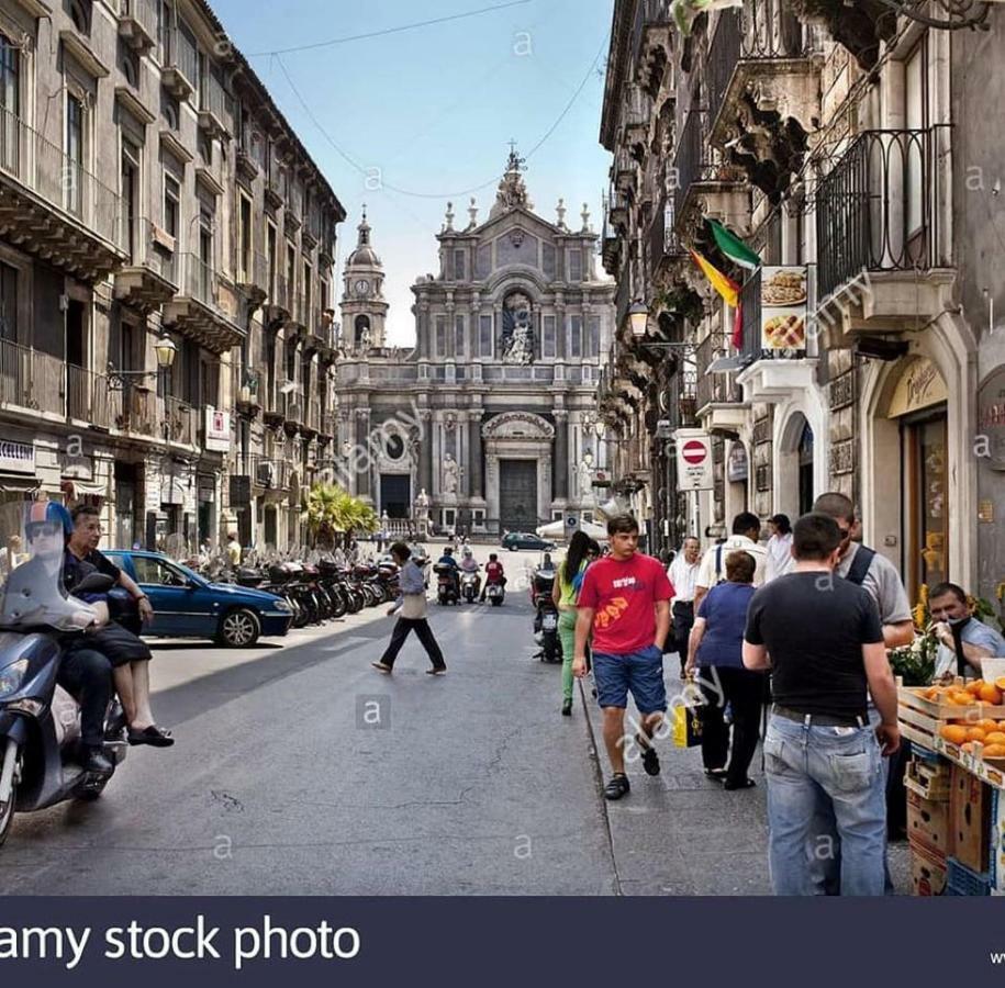 Casa Ferdinandea Appartement Catánia Buitenkant foto